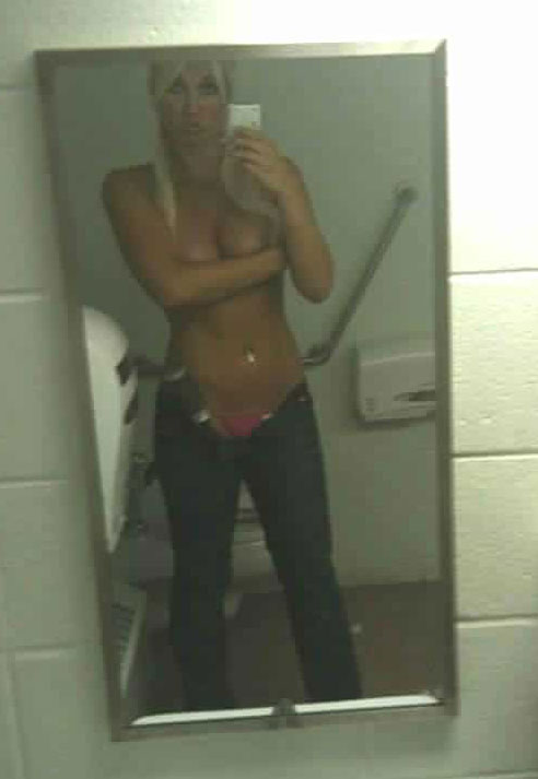 Brooke Hogan Nude