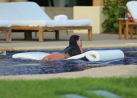kim_kardashian_10.jpg