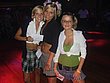 loads_of_girls_087.jpg